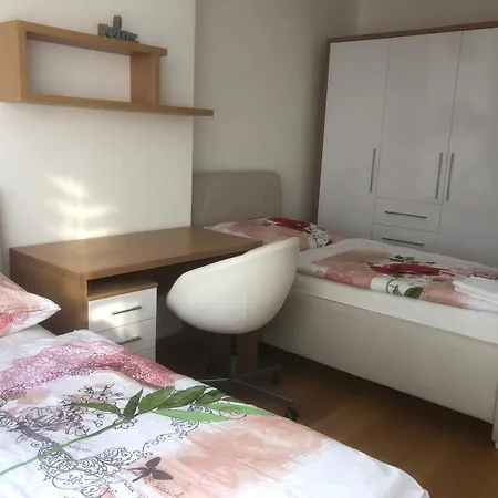 Downtown In The Heart Of The New Center, 4 Persons, Parking Apartmán Bratislava