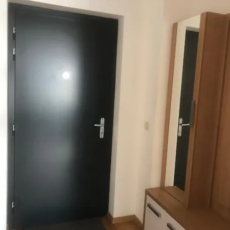 Downtown In The Heart Of The New Center, 4 Persons, Parking Apartmán *