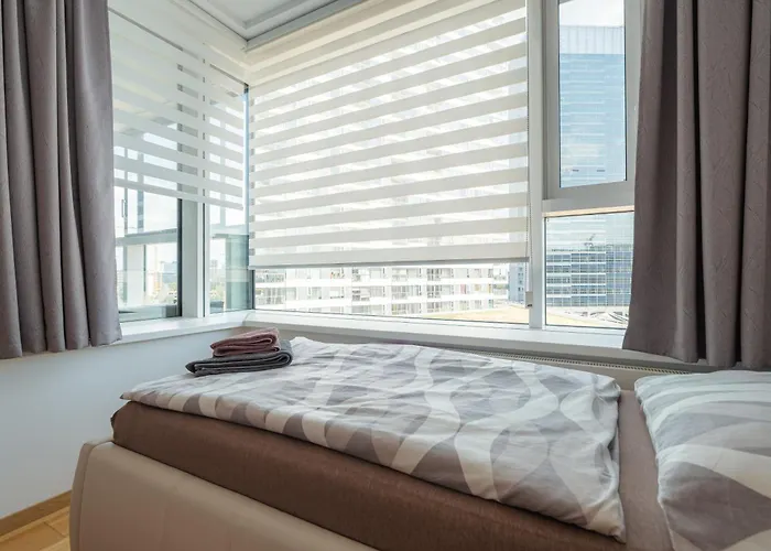 Downtown In The Heart Of The New Center, 4 Persons, Parking 아파트