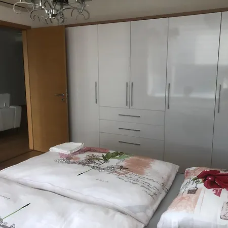 Apartman Downtown In The Heart Of The New Center, 4 Persons, Parking Pozsony