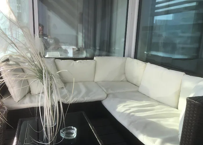 Downtown In The Heart Of The New Center, 4 Persons, Parking Apartmán Bratislava